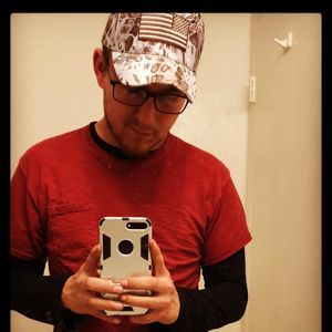 Meet your Posher, Thomas